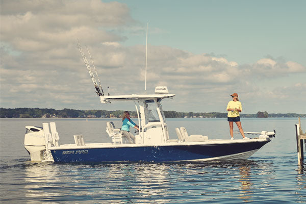 Optimus 360 integrates with the outboard Optimus EPS system and gives your boat a whole new dimension of control